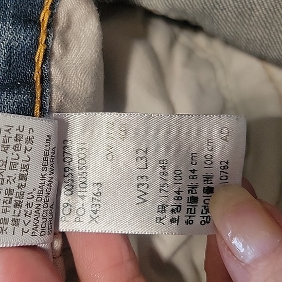 Levi's 559 Relaxed Fit Straight Leg Jeans, Size 33x32, Great Used Condition - Picture 14 of 14